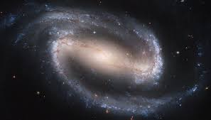 types de galaxies comme spirale baree