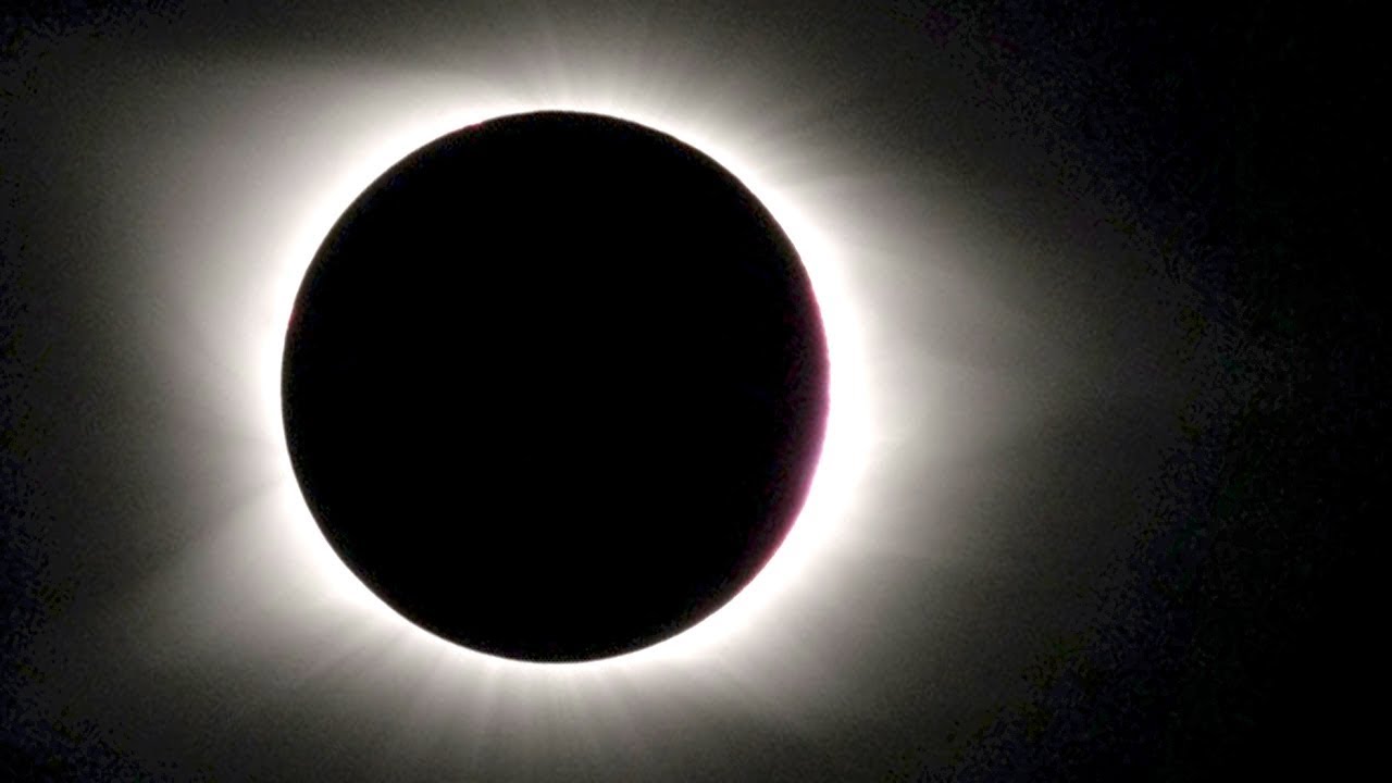 Eclipses are named for the object
that is darkened (as viewed from
Earth)